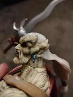 A close up of the head of the Kain toy