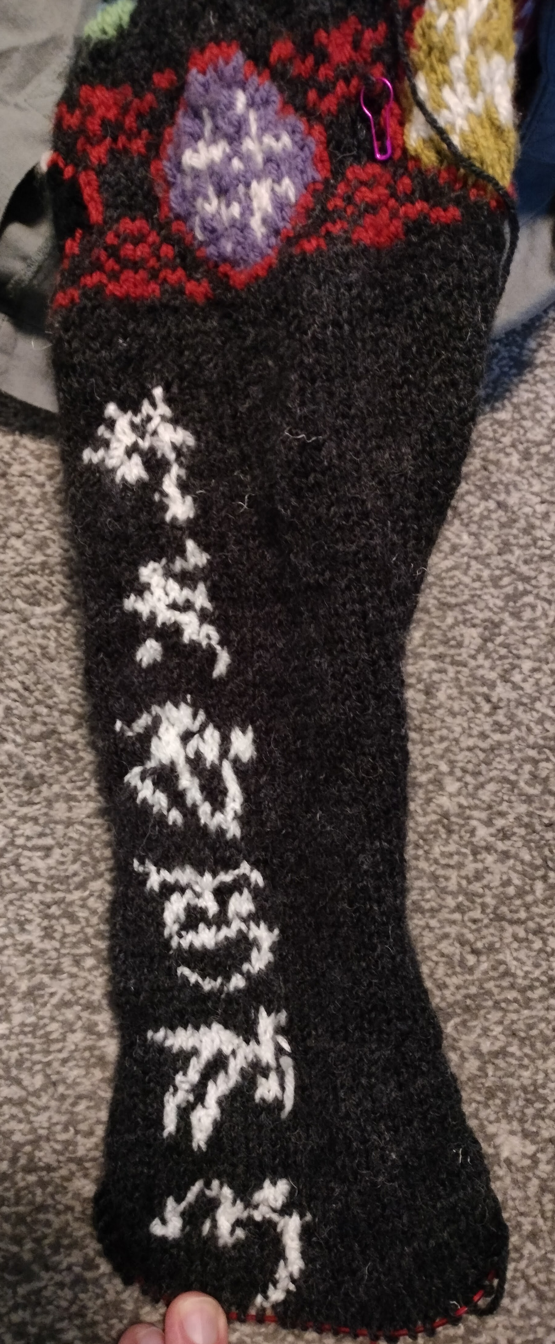 The sleeve, with all symbols present